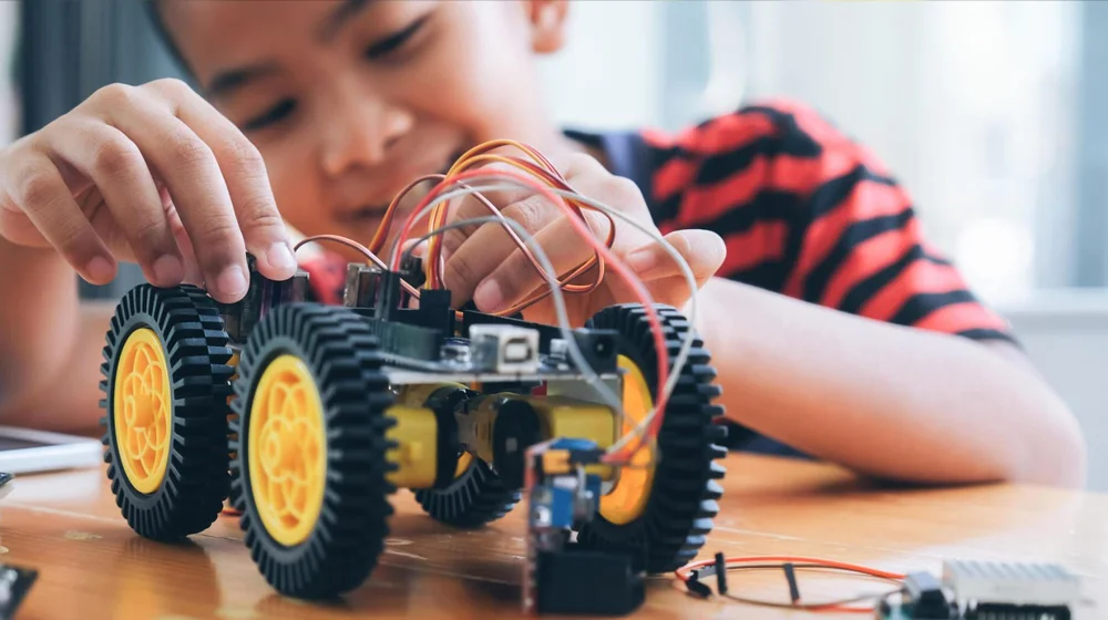 Empowering the Future: Introducing Robotics Education for Children at LILIT